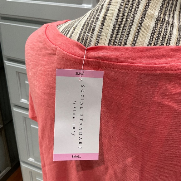 Bundle of 2 Social Standard Knot Front T-Shirts, NWT, Size S - Picture 4 of 12